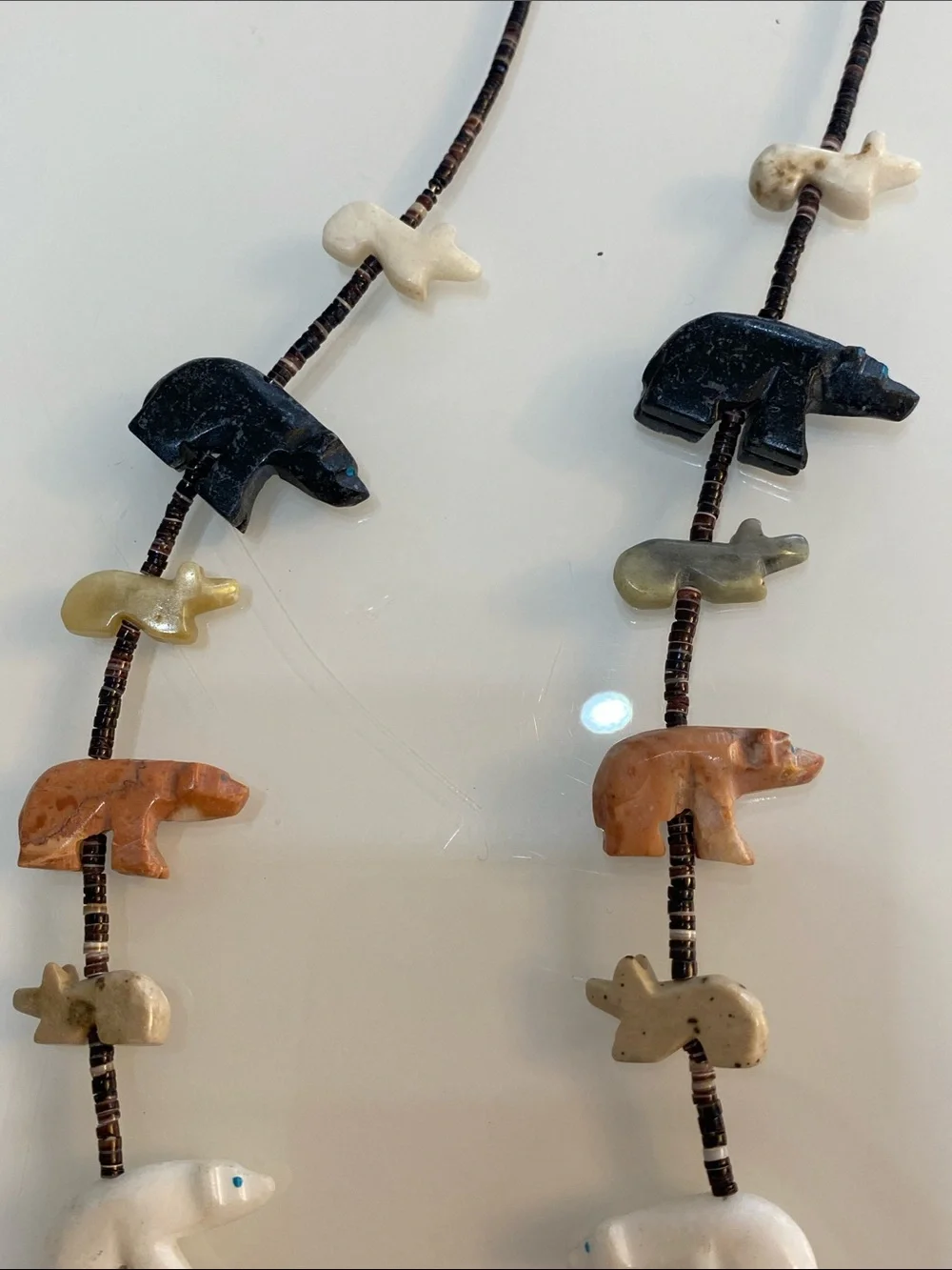 Vintage stone necklace animal carved - Picture 3 of 7